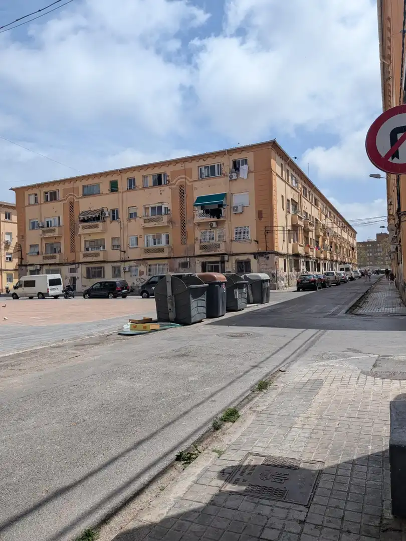 Vista exterior de Apartament en venda en Valencia amb Calefacció, Traster i Balcó