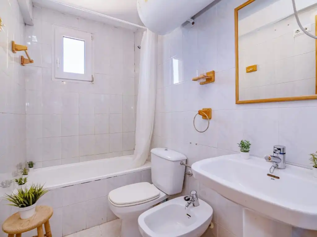 Bany de Apartament en venda en Sierra Nevada amb Terrassa i Moblat