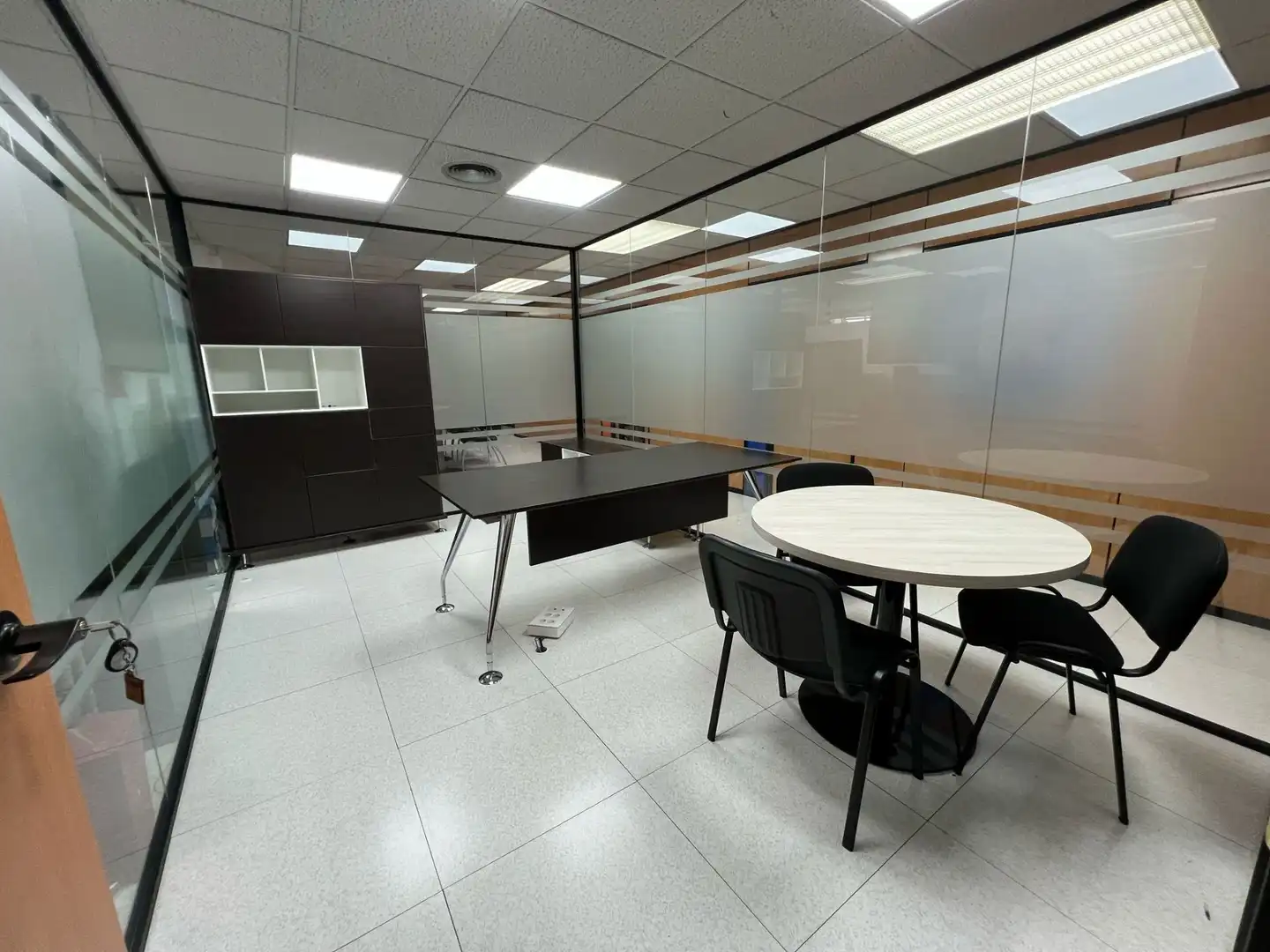 Oficina de alquiler en Centre