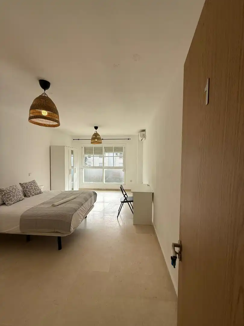 Bedroom of Flat for share in Málaga  with Furnished, Oven and Washing machine
