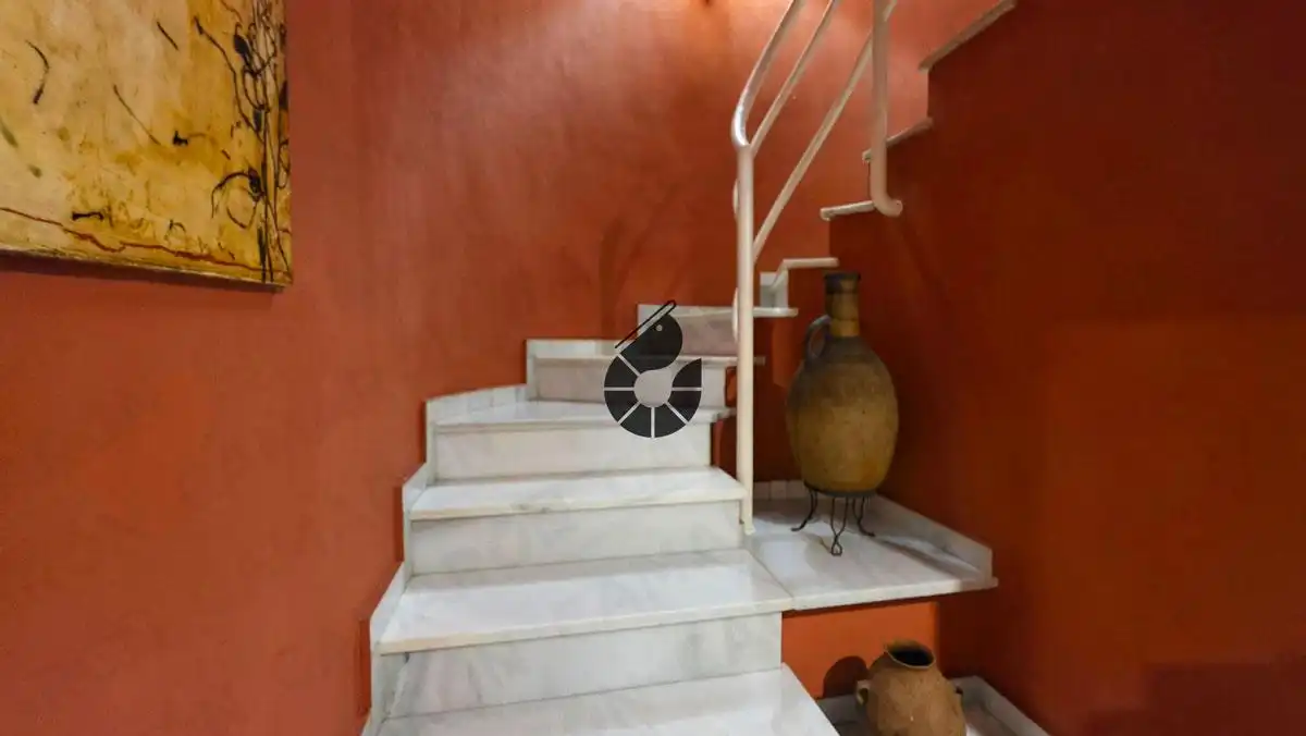 Casa adosada en venta en Mairena del Aljarafe con Aire acondicionado, Jardín privado y Trastero