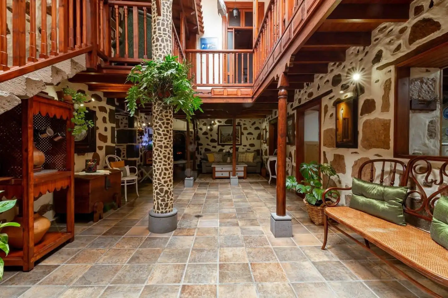 Casa adosada en venta en Calle la Mina, Teror pueblo