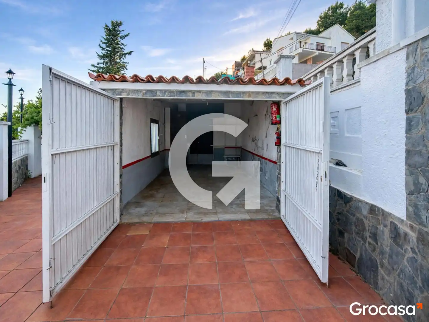 Parking de Casa o chalet en venta en Vallirana con Calefacción, Jardín privado y Terraza