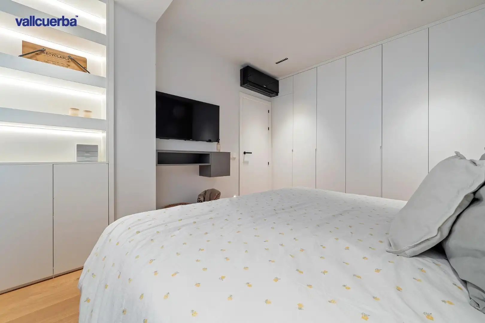 Bedroom of Flat for sale in Reus  with Air Conditioner, Heating and Balcony
