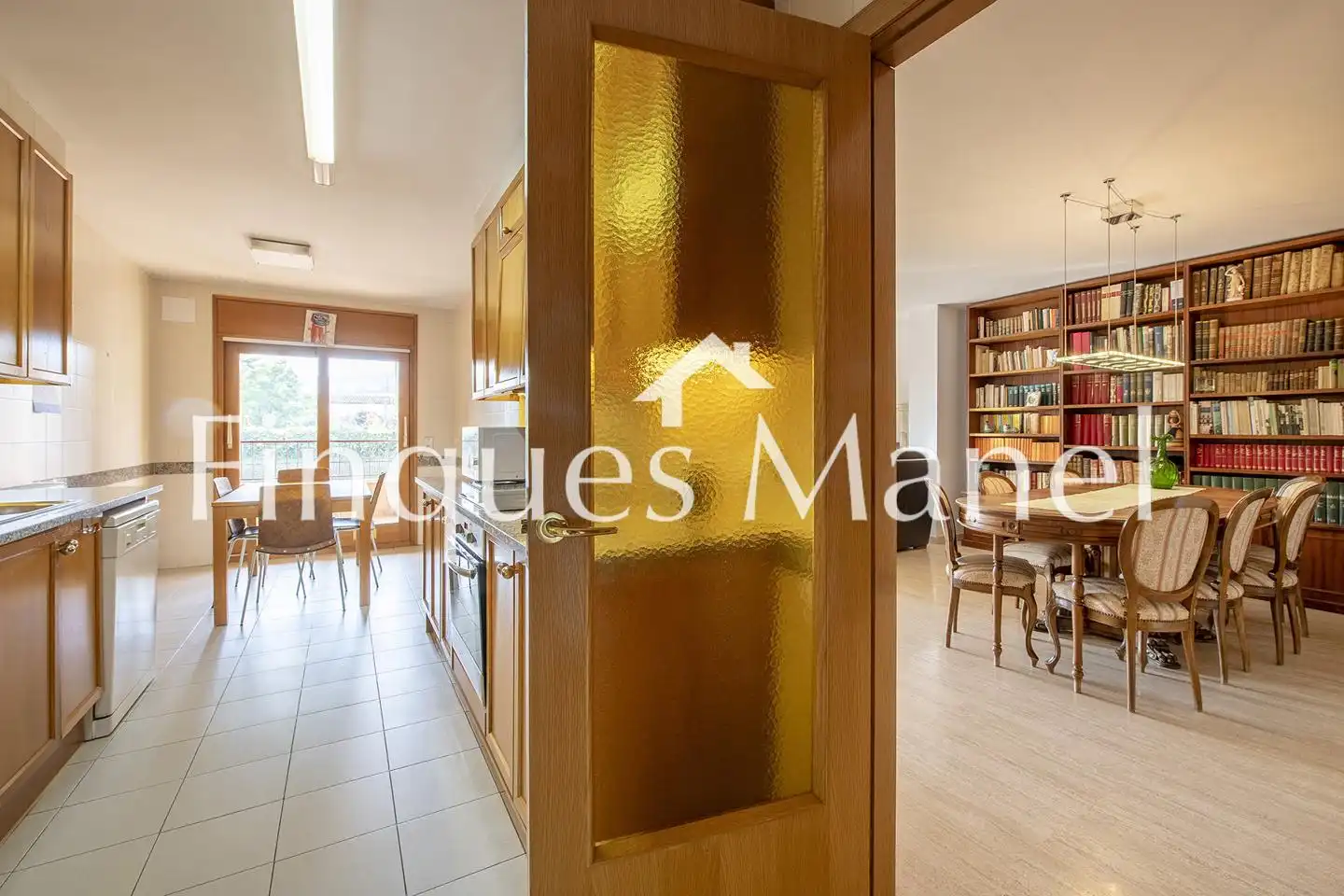 Küche von Wohnung zum Verkauf in Banyoles mit Klimaanlage und Terrasse