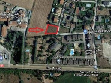 Terreny residencial en venda a Calle LUNA
