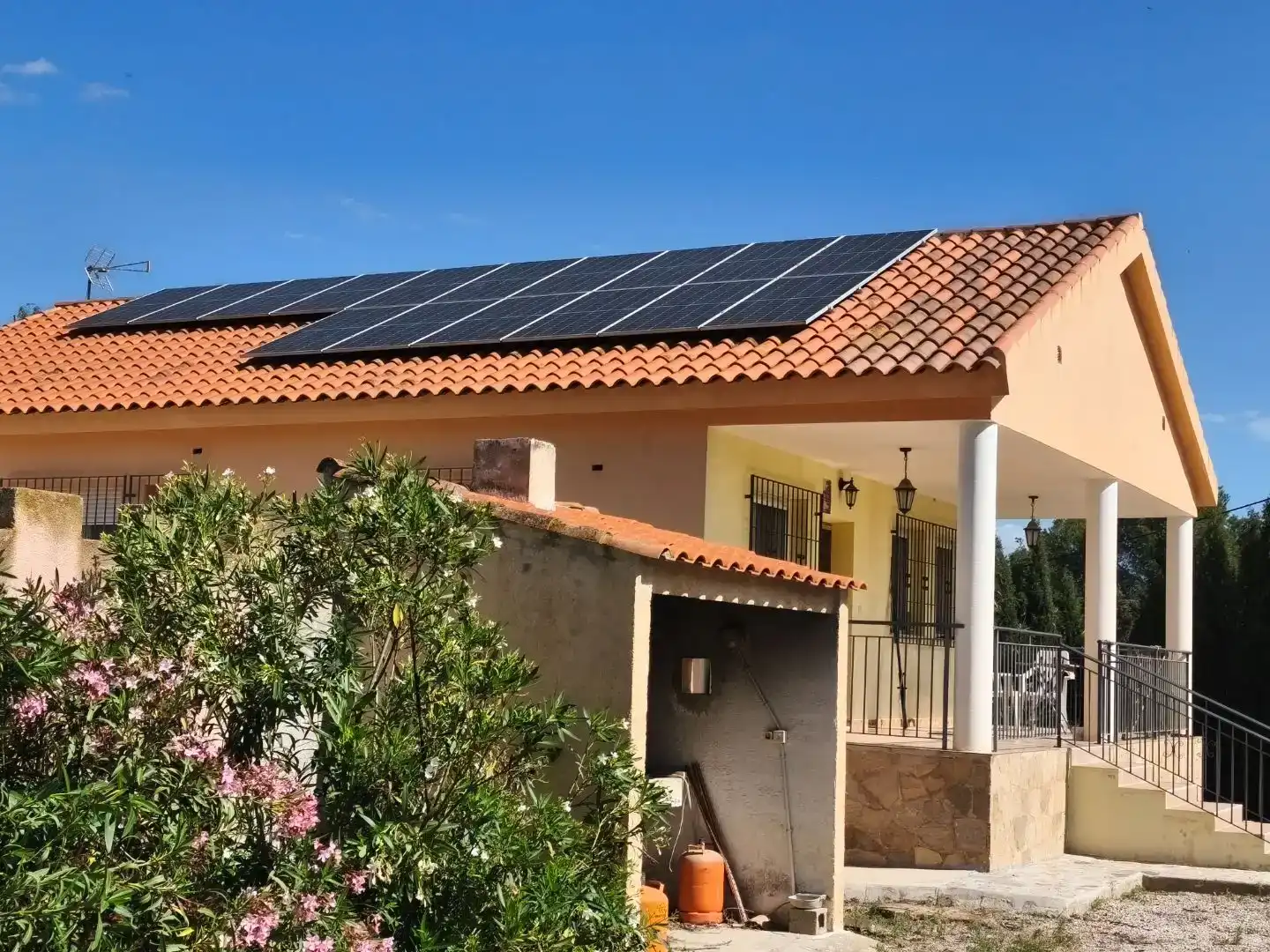 Exterior view of Houses for sale in Lorca  with Air Conditioner, Swimming Pool and Balcony