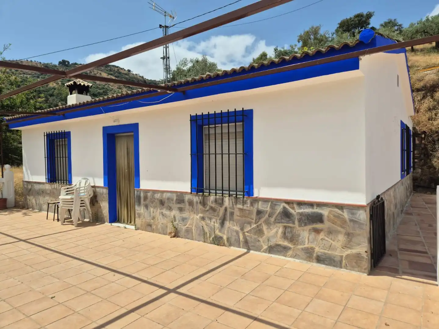 Vista exterior de Finca rústica en venta en Guaro con Calefacción, Terraza y Trastero