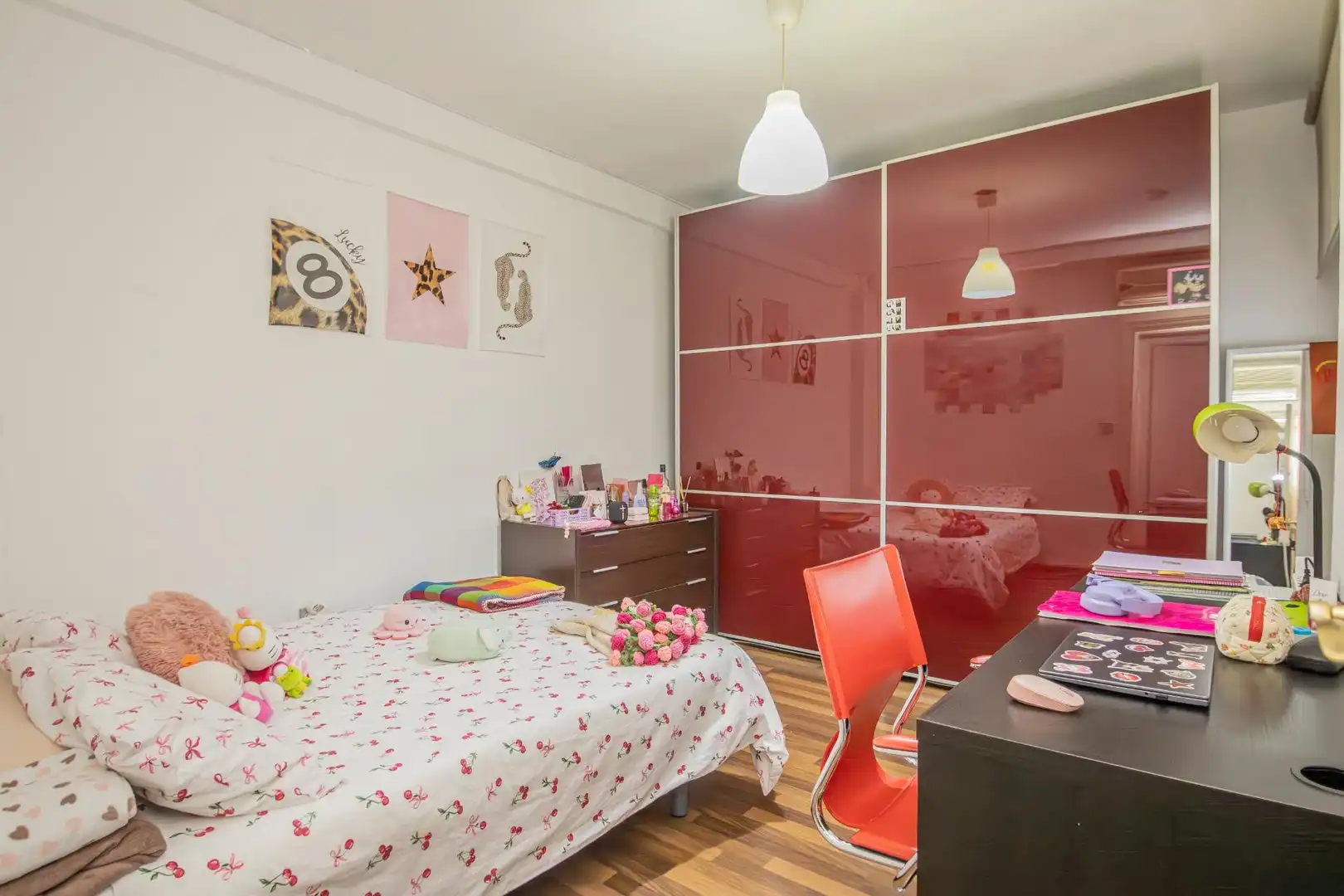 Habitación de Piso en venta en Sevilla con Aire acondicionado, Amueblado y Balcón