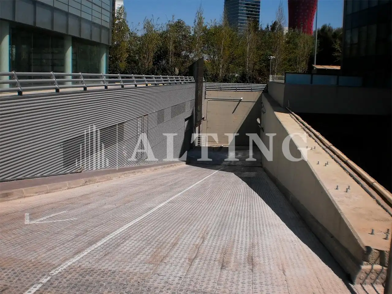 Außenansicht von Gebäude zur Miete in L'Hospitalet de Llobregat