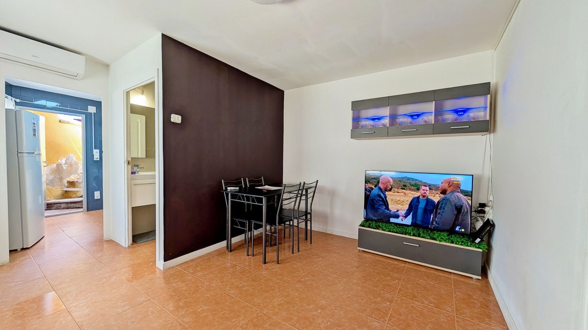 Living room of Country house for sale in Fuentes de Ebro  with Air Conditioner, Heating and Terrace