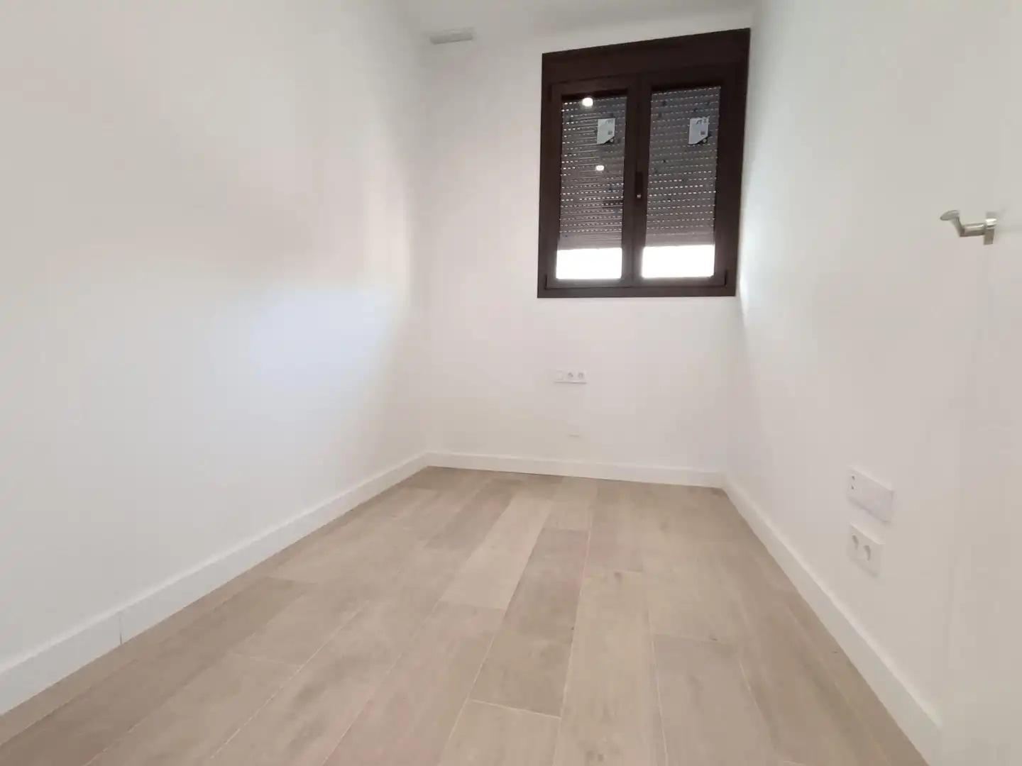 Bedroom of Flat for sale in Sabadell  with Air Conditioner, Terrace and Storage room