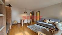 Living room of Flat for sale in Sant Cugat del Vallès  with Air Conditioner, Heating and Terrace