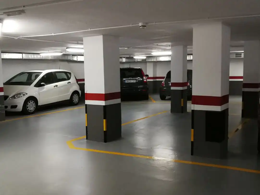 Einzelparkplatz zur Miete in Carrer de Castanyer 27, imagen 4