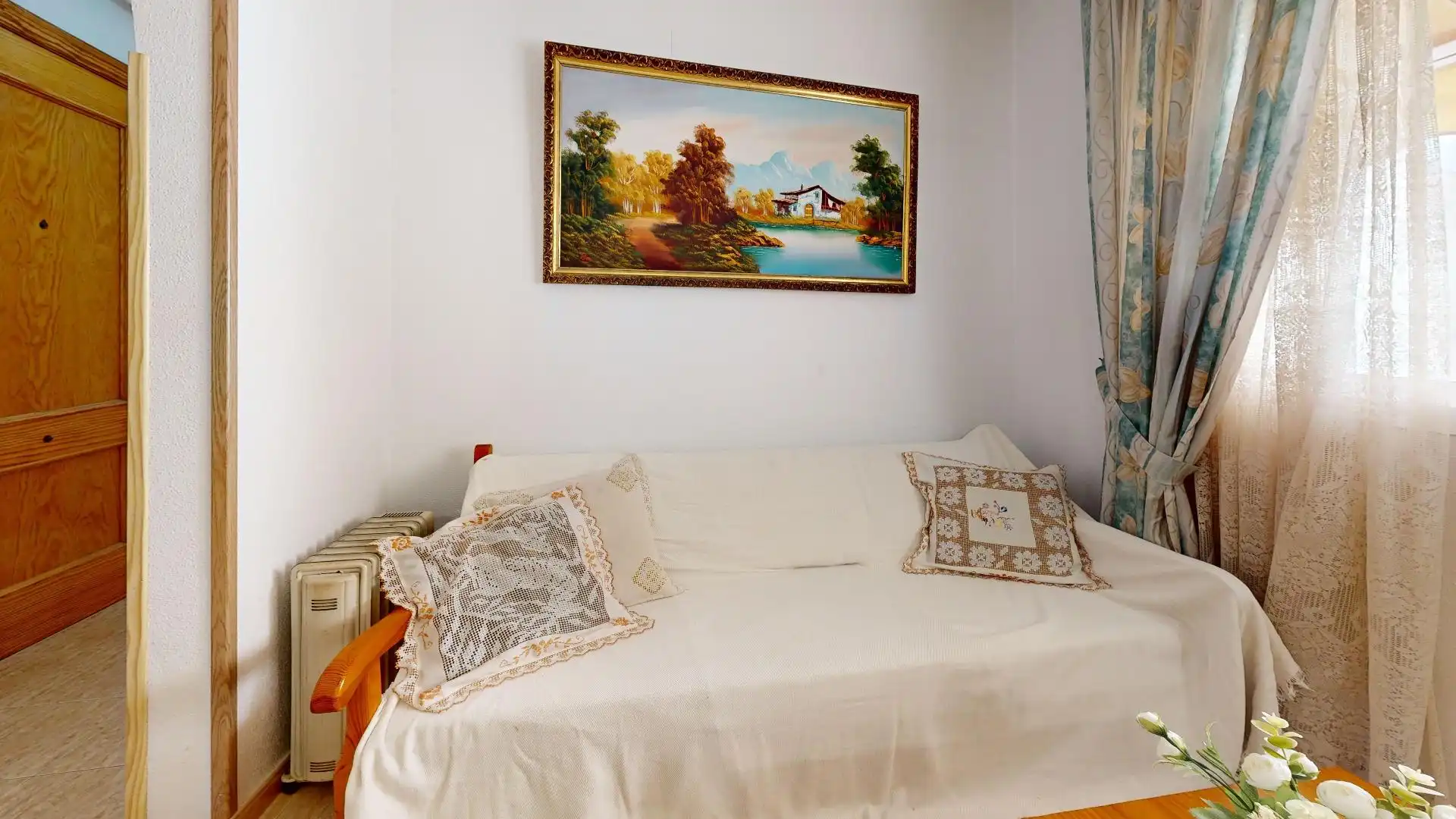 Bedroom of Apartments for rent in Torrevieja  with Air Conditioner and Furnished