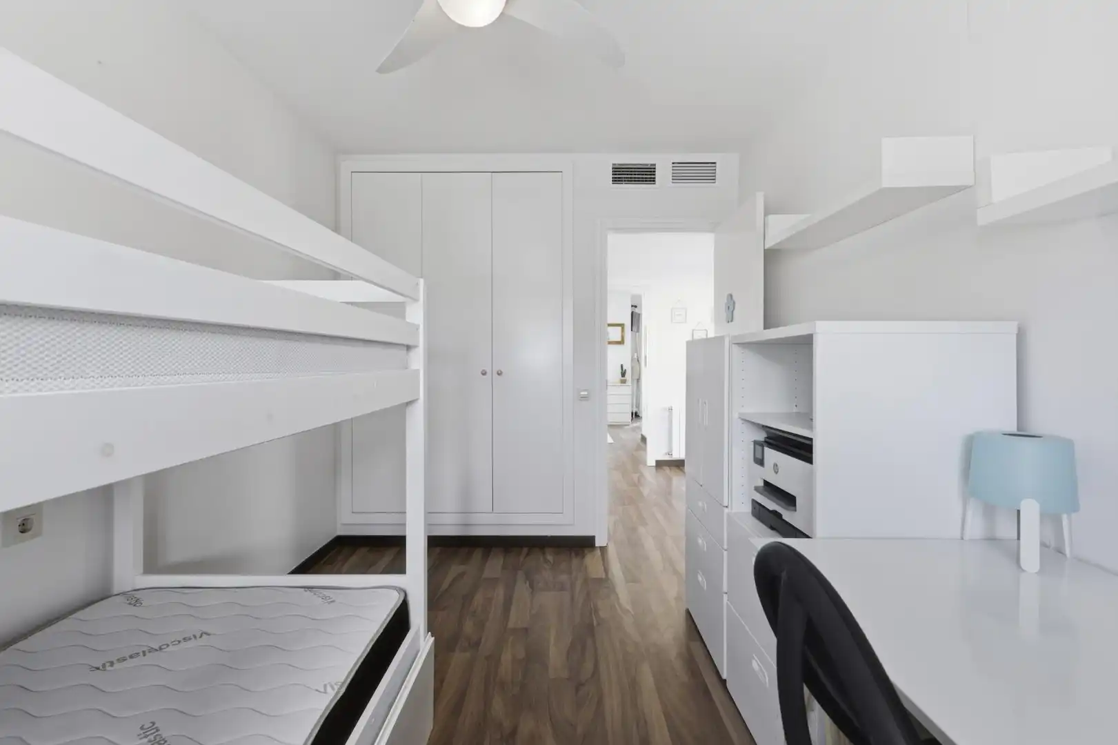 Bedroom of Houses for sale in La Pobla de Vallbona  with Air Conditioner, Heating and Private garden