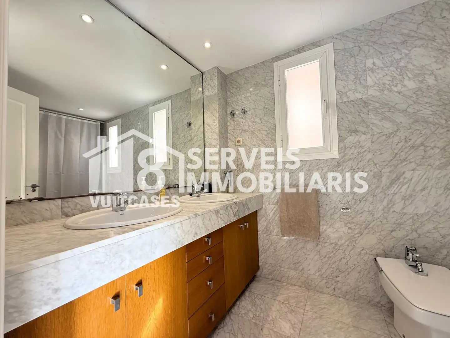 Bathroom of Houses for sale in El Masnou  with Heating, Private garden and Terrace