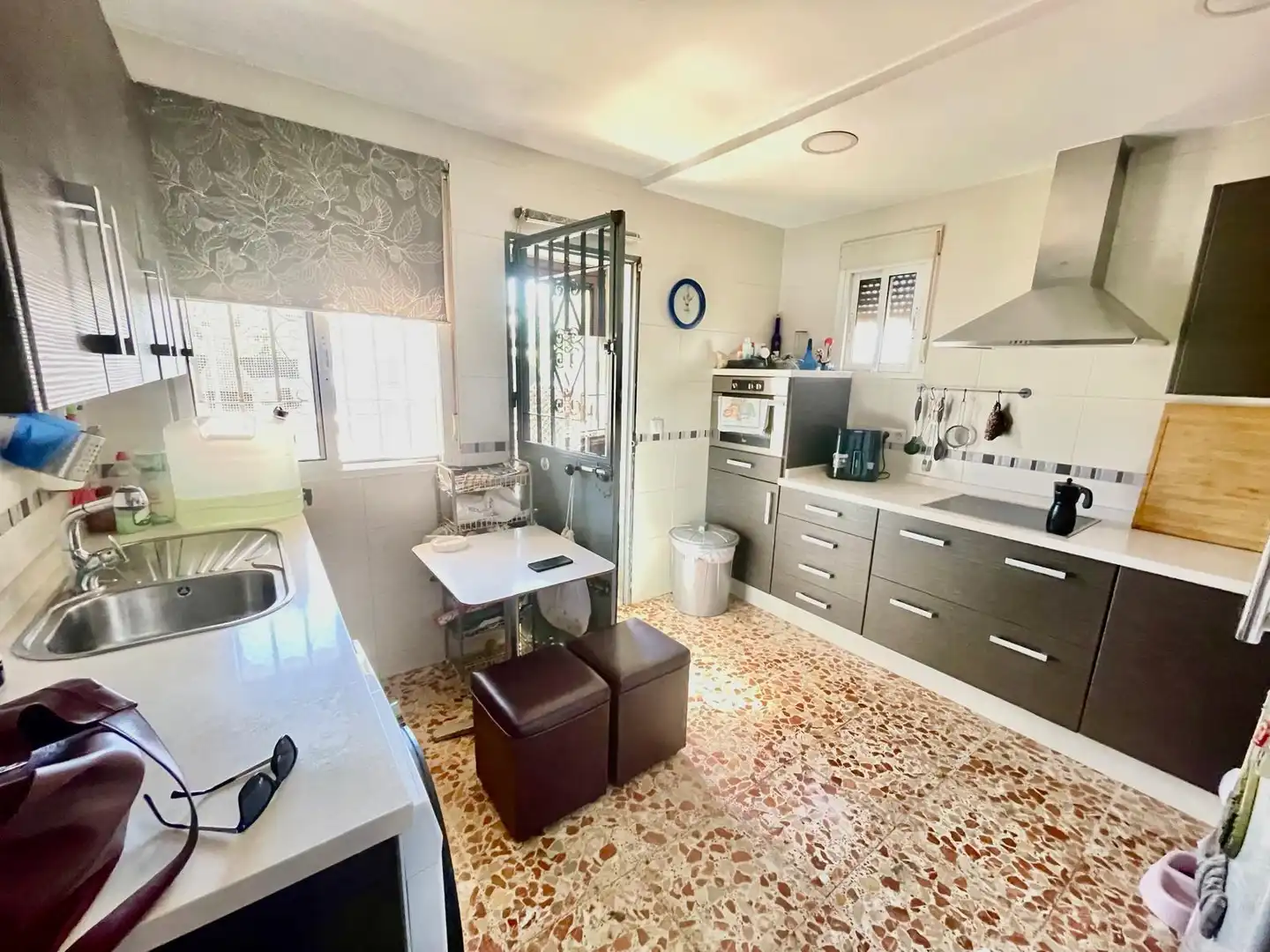 Cuina de Casa o xalet en venda en Córdoba amb Aire condicionat, Jardí privat i Terrassa