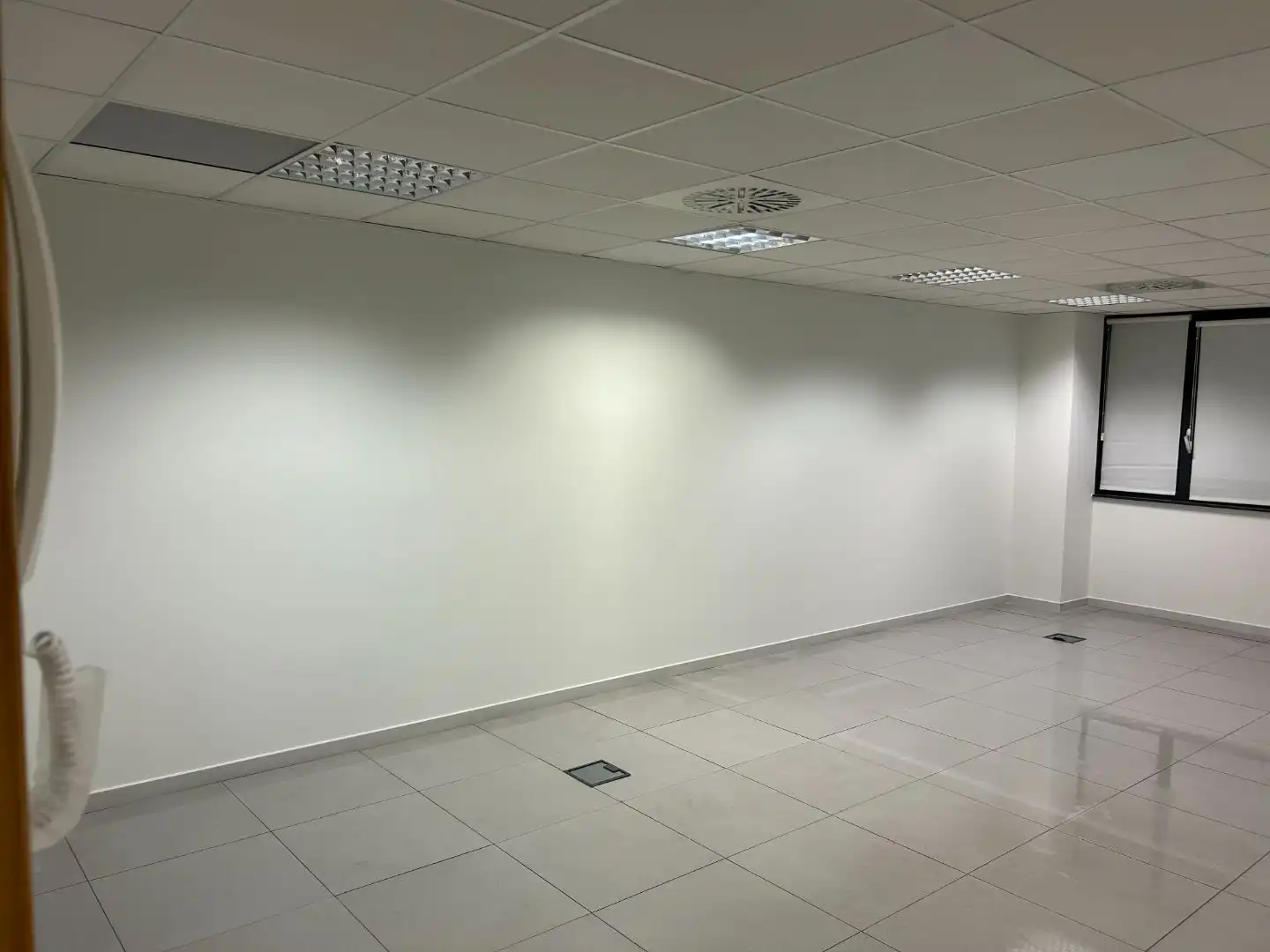 Office for rent in Orkoien  with Air Conditioner and Alarm