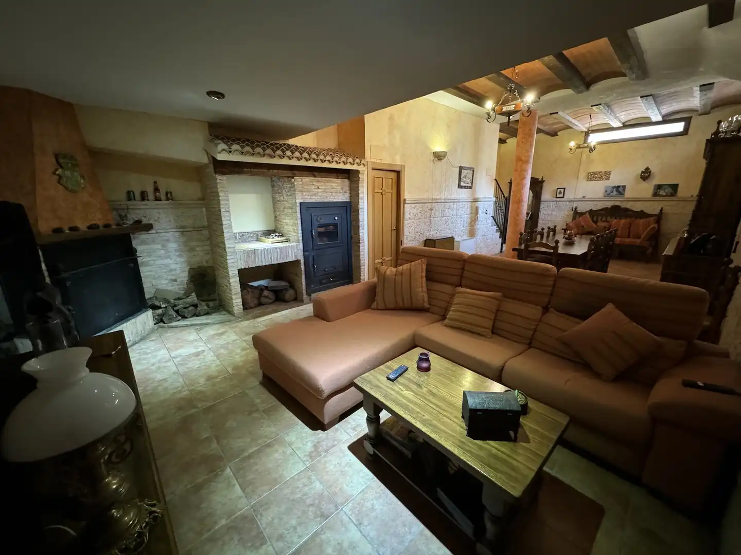 Sala d'estar de Casa adosada en venda en Villena amb Aire condicionat, Calefacció i Terrassa