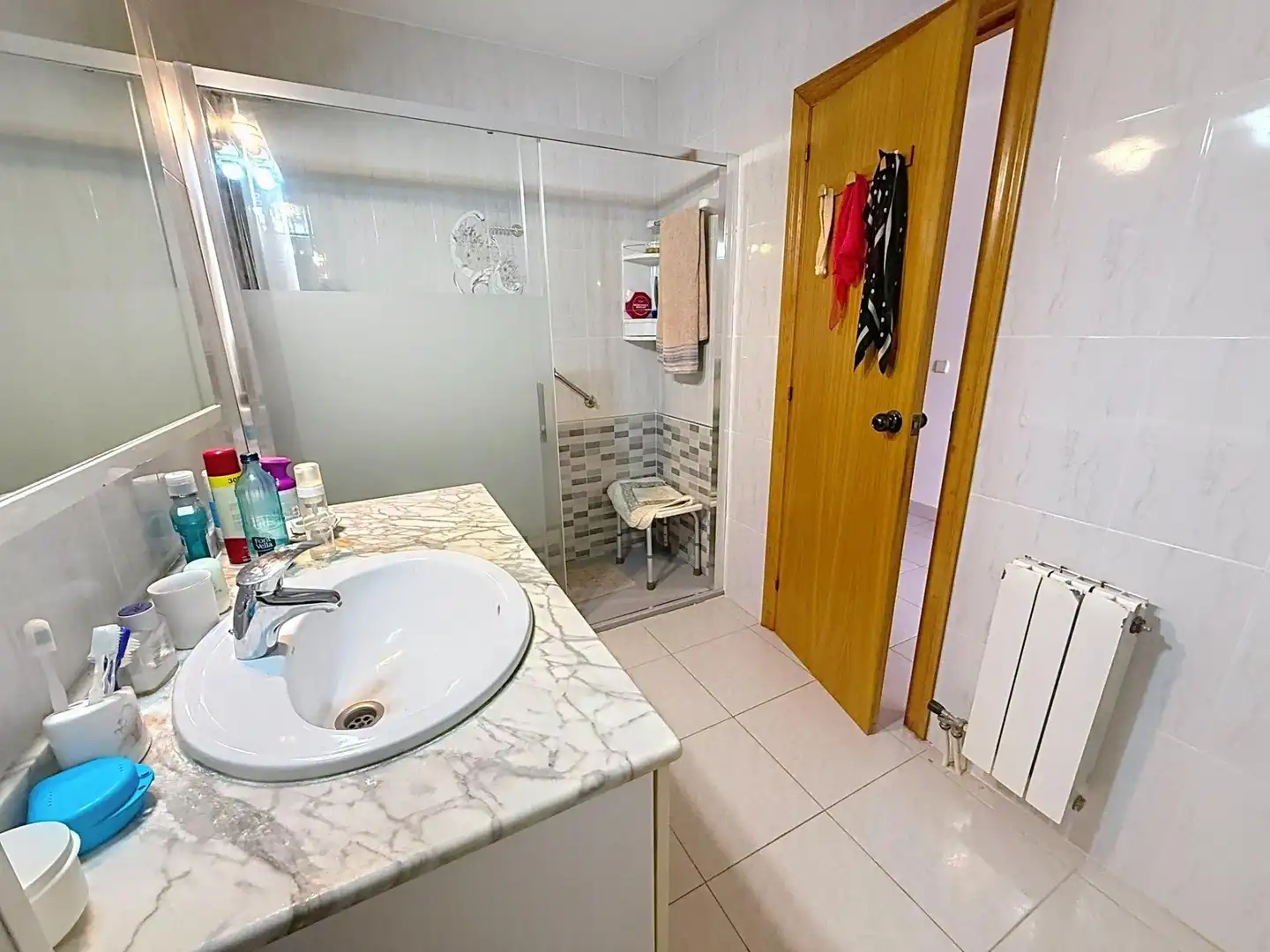 Baño de Casa adosada en venta en Vilanova i la Geltrú con Terraza y Balcón