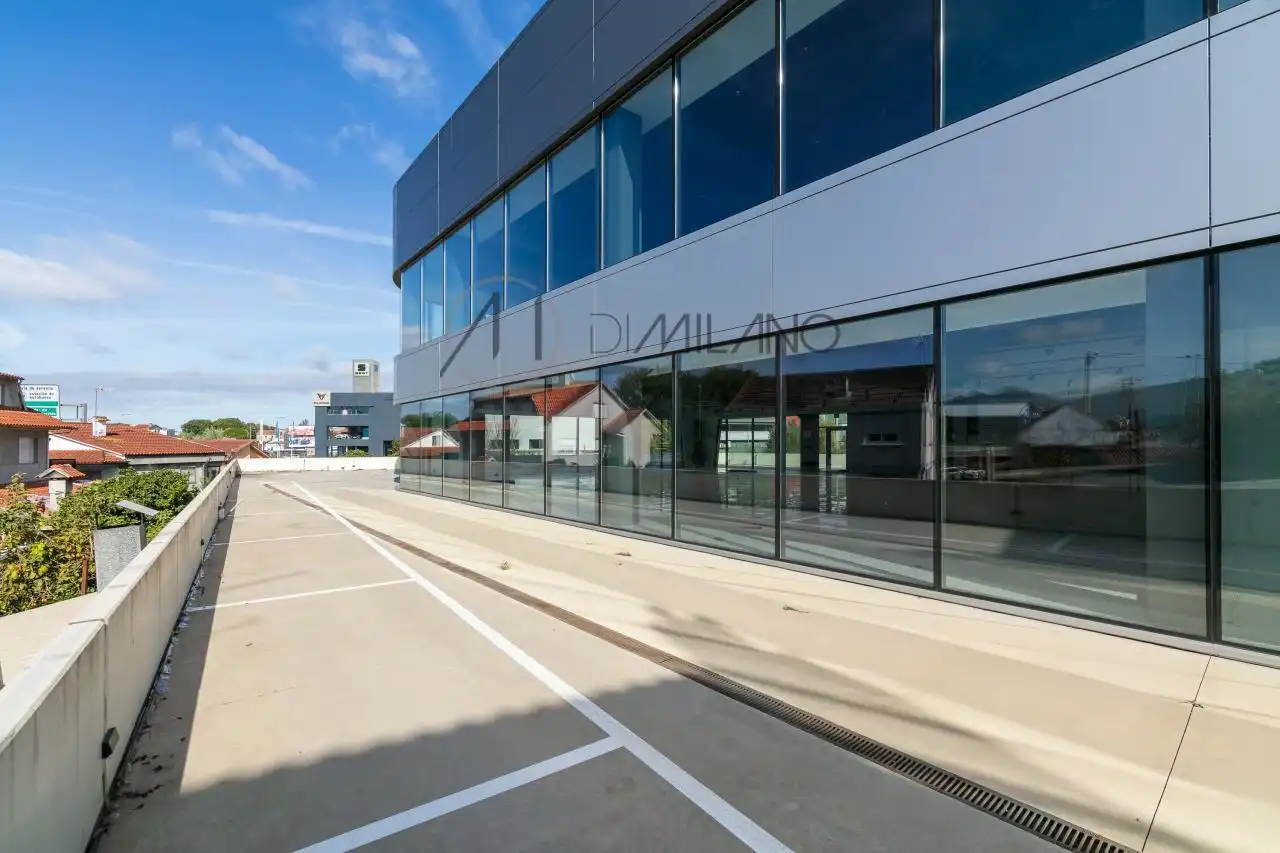 Exterior view of Industrial buildings for rent in Vigo 