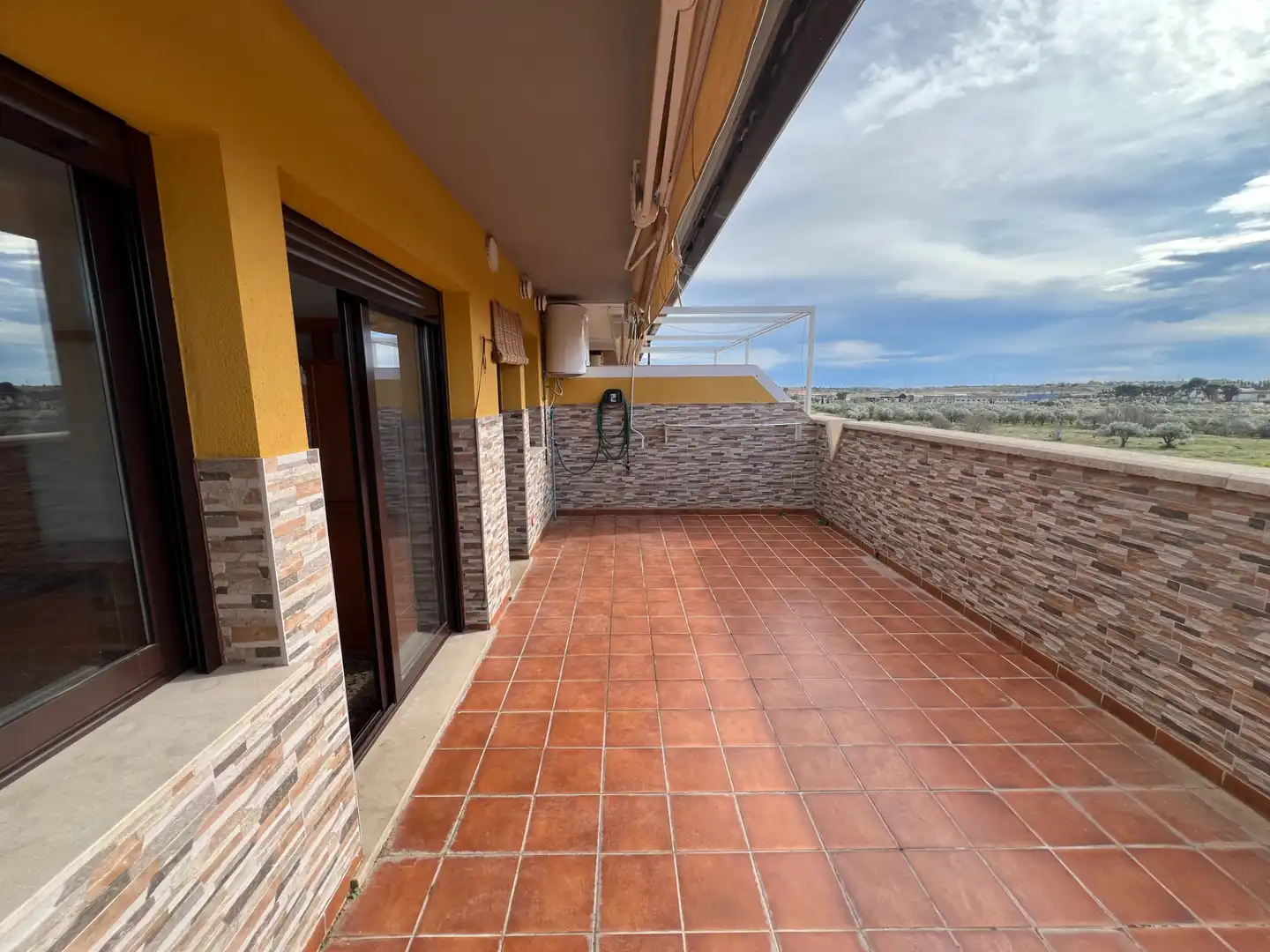 Terraza de Dúplex en venta en Chiva con Terraza
