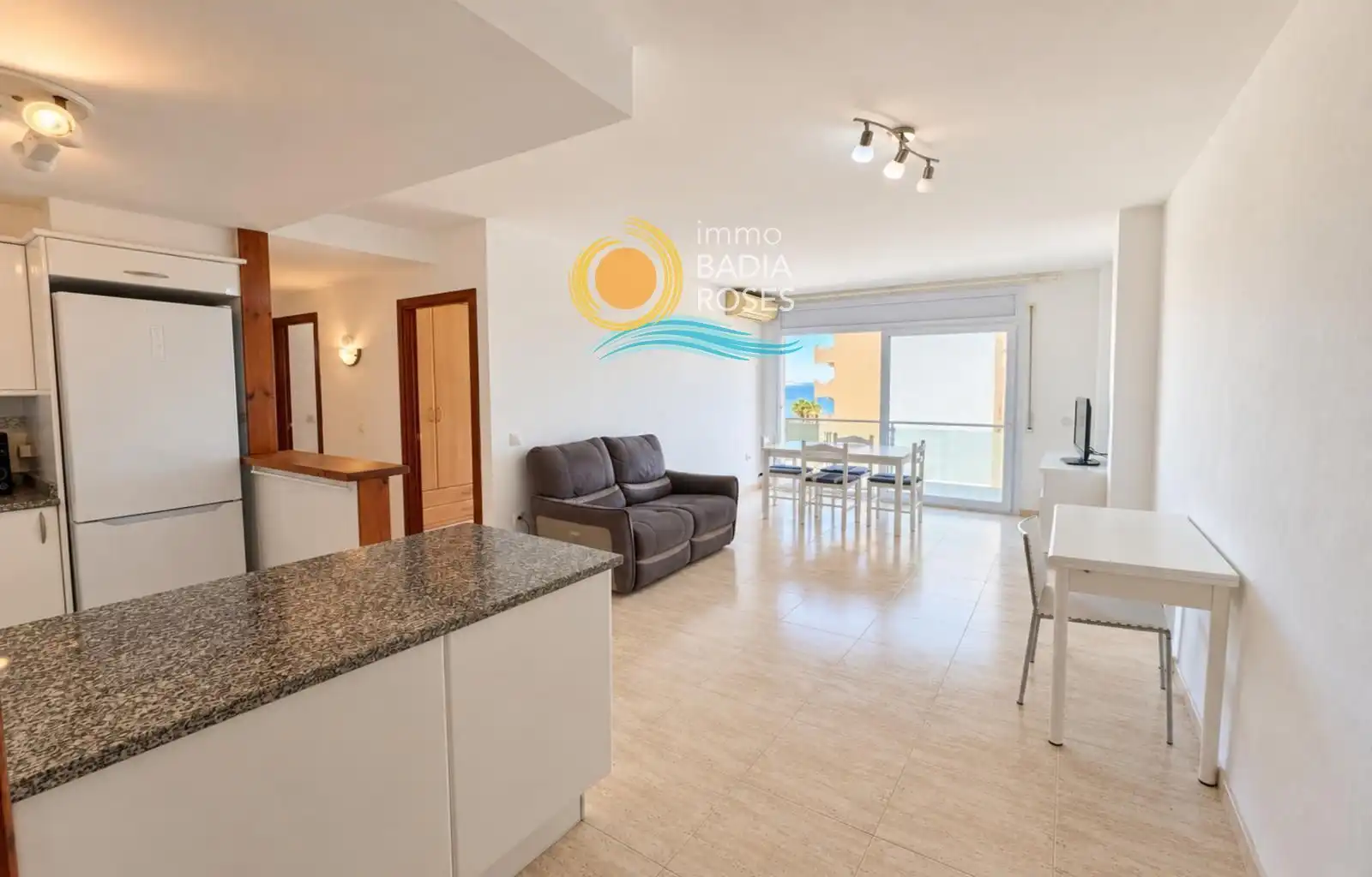 Flat with terrace for sale in DE LA GOLA DE L'ESTANY 5, imagen 16