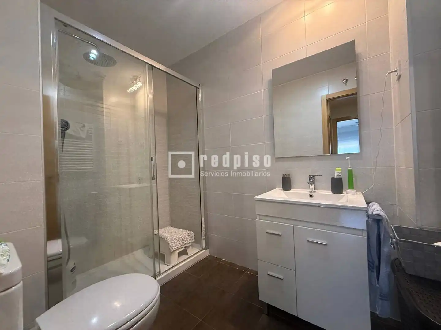 Baño de Piso en venta en Colmenar Viejo con Aire acondicionado, Calefacción y Jardín privado