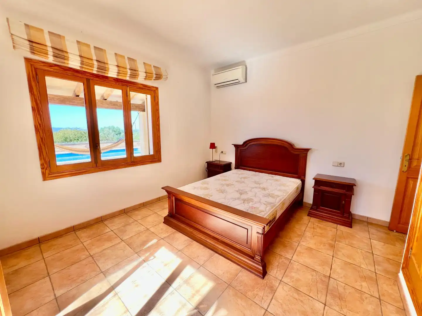 Habitación de Finca rústica de alquiler en Campos con Aire acondicionado, Calefacción y Jardín privado