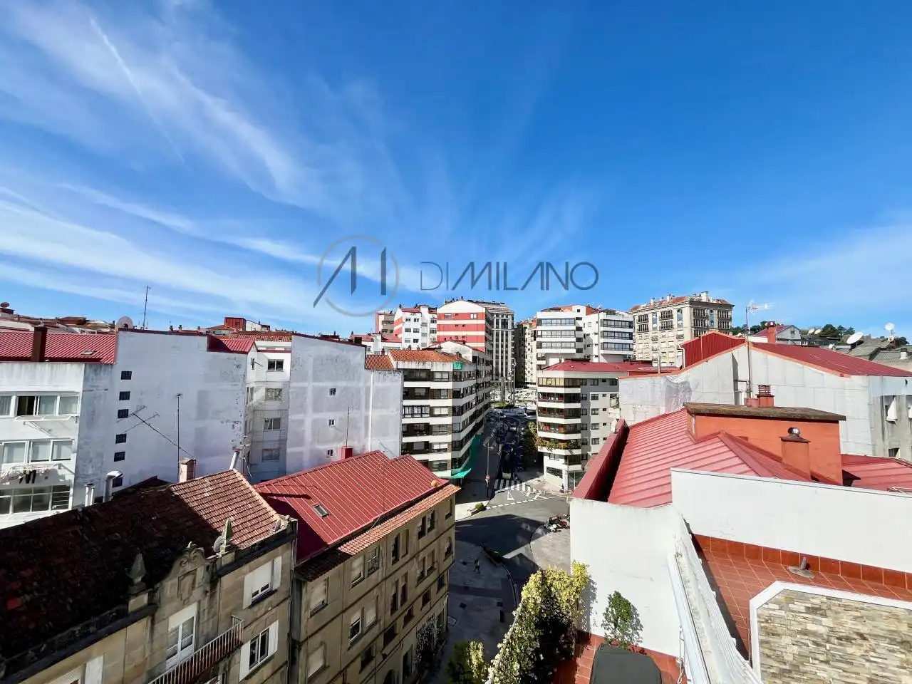 Vista exterior de Àtic de lloguer en Vigo  amb Calefacció, Parquet i Terrassa