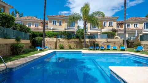 Foto 2 de Casa adosada en venta en Elviria, Málaga