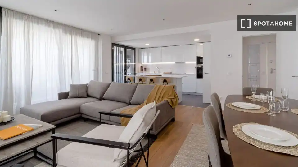 Room in Valdebebas - Valdefuentes