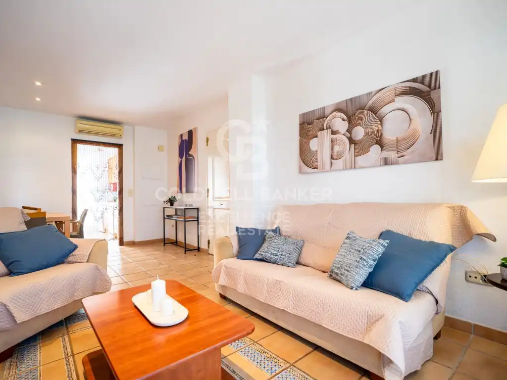 Casa adosada en venta en Calle Madrid Urb. Panoramica, San Jorge / Sant Jordi