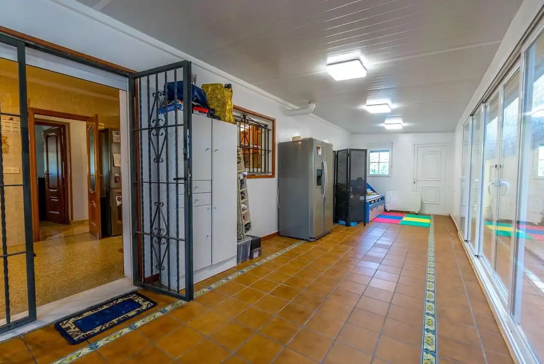 Chalet con piscina en venta en Los Balcones - Los Altos, imagen 19