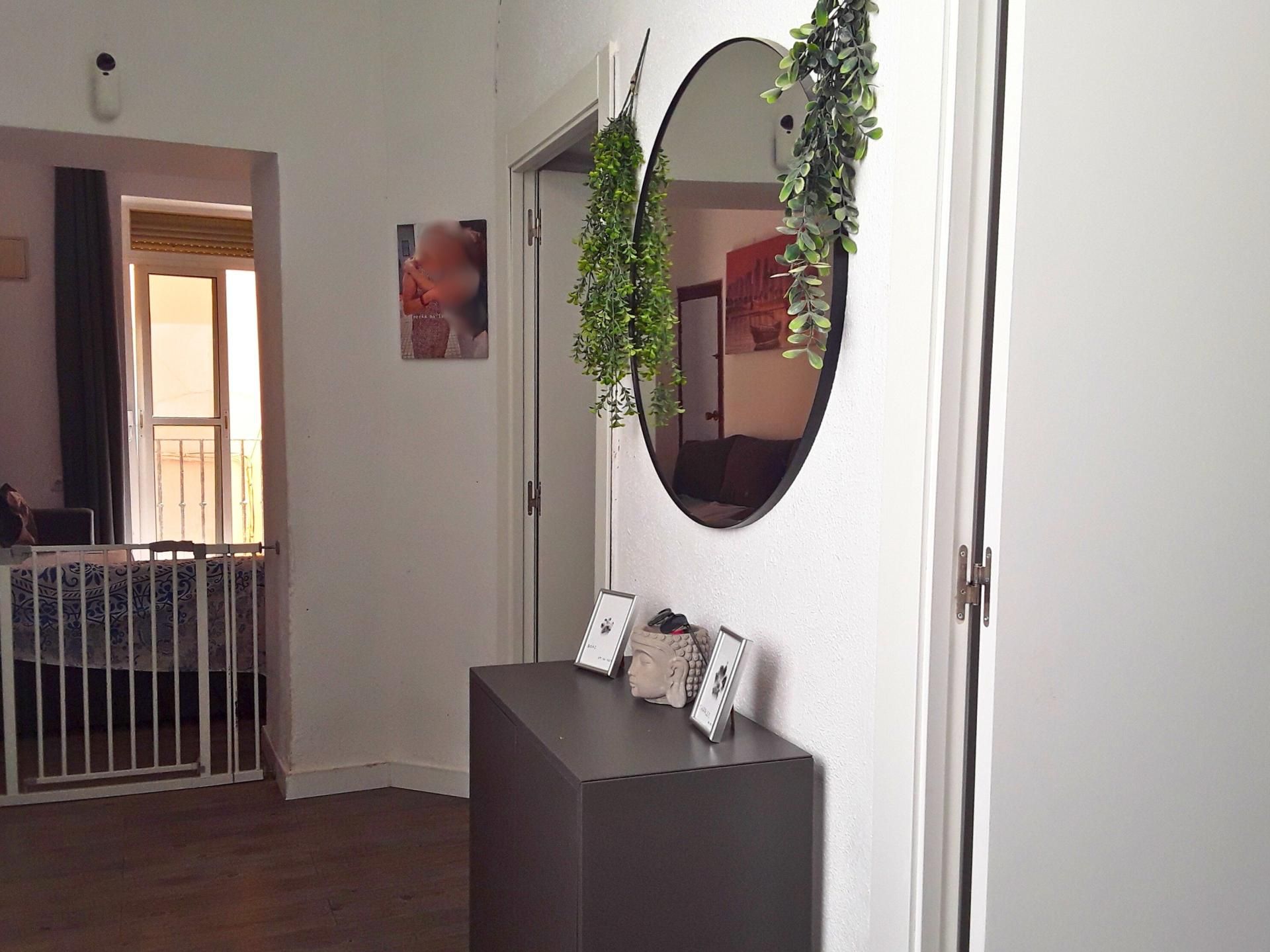 Piso en venta en  Cádiz Capital con Balcón