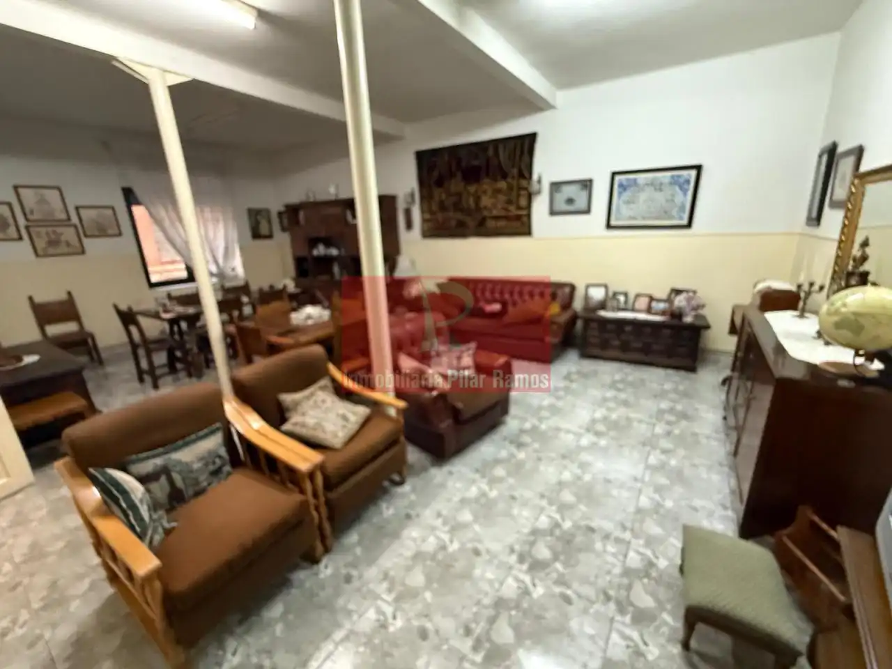 Sala d'estar de Casa o xalet en venda en Santa Marina del Rey amb Calefacció, Jardí privat i Traster