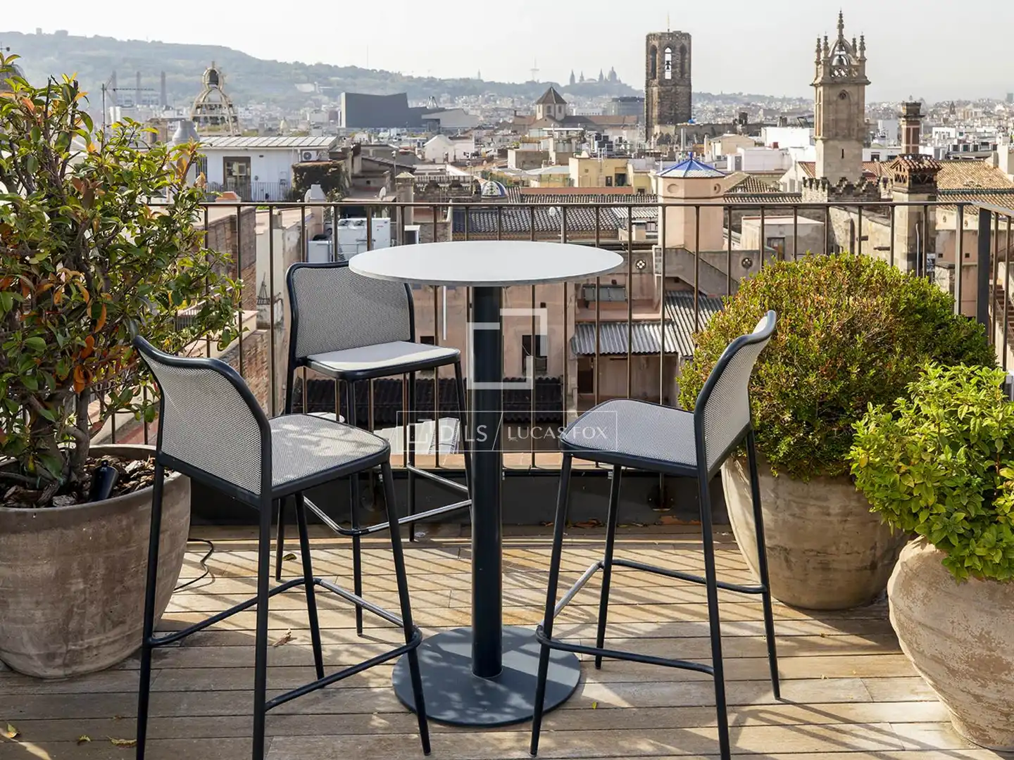 Terrasse von Dachboden zum Verkauf in Barcelona mit Klimaanlage, Heizung und Parkett
