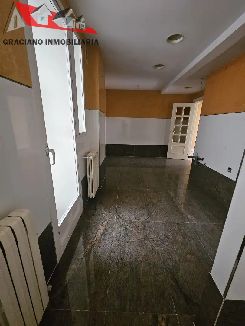 Wohnung zum Verkauf in Albacete mit Heizung