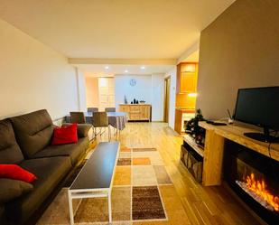 Sala d'estar de Apartament en venda en Sort amb Terrassa