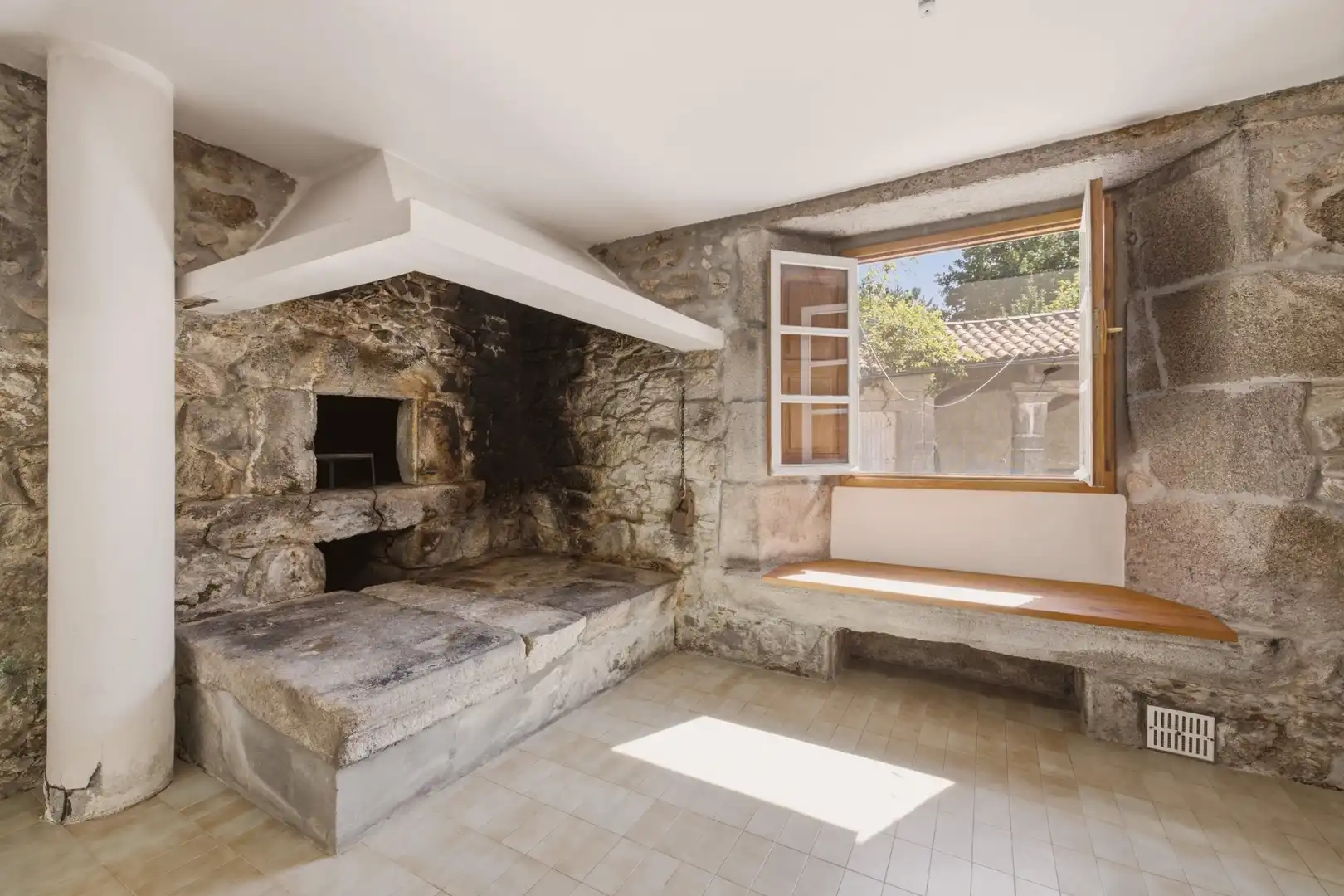 Sala de estar de Finca rústica en venta en Vilarmaior con Calefacción, Jardín privado y Terraza