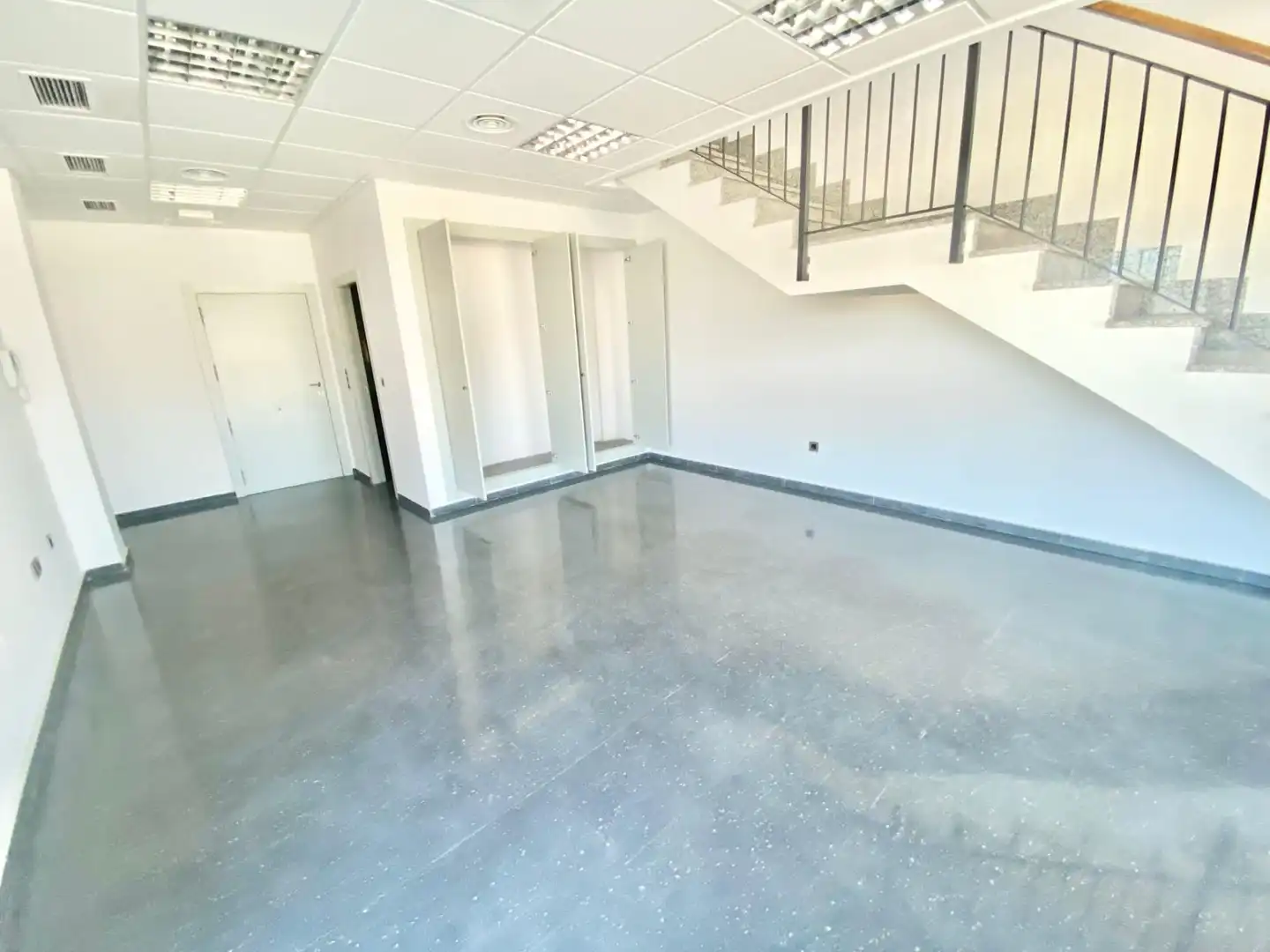 Büro zum Verkauf in Lorca mit Heizung und Terrasse