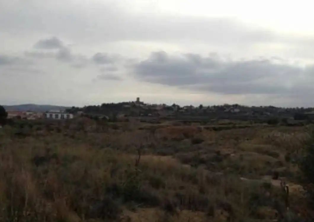 Terreny rústic en venda a Montroi / Montroy