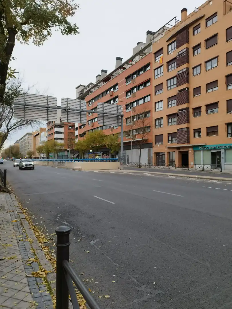 Vista exterior de Casa o xalet de lloguer en Madrid amb Aire condicionat, Calefacció i Jardí privat