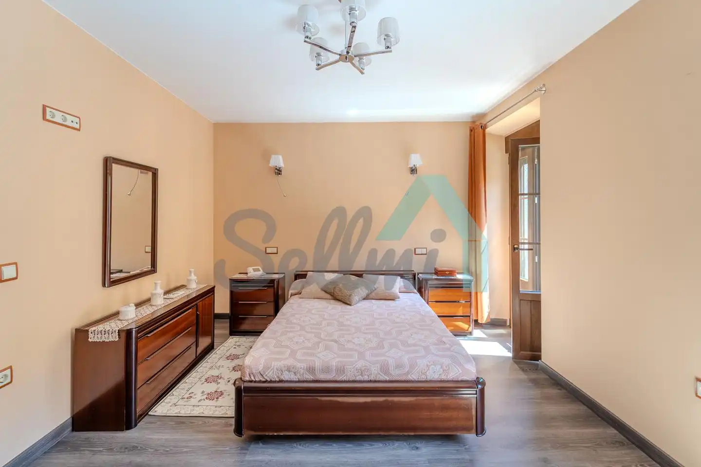 Schlafzimmer von Einfamilien-Reihenhaus zum Verkauf in Teverga mit Abstellraum