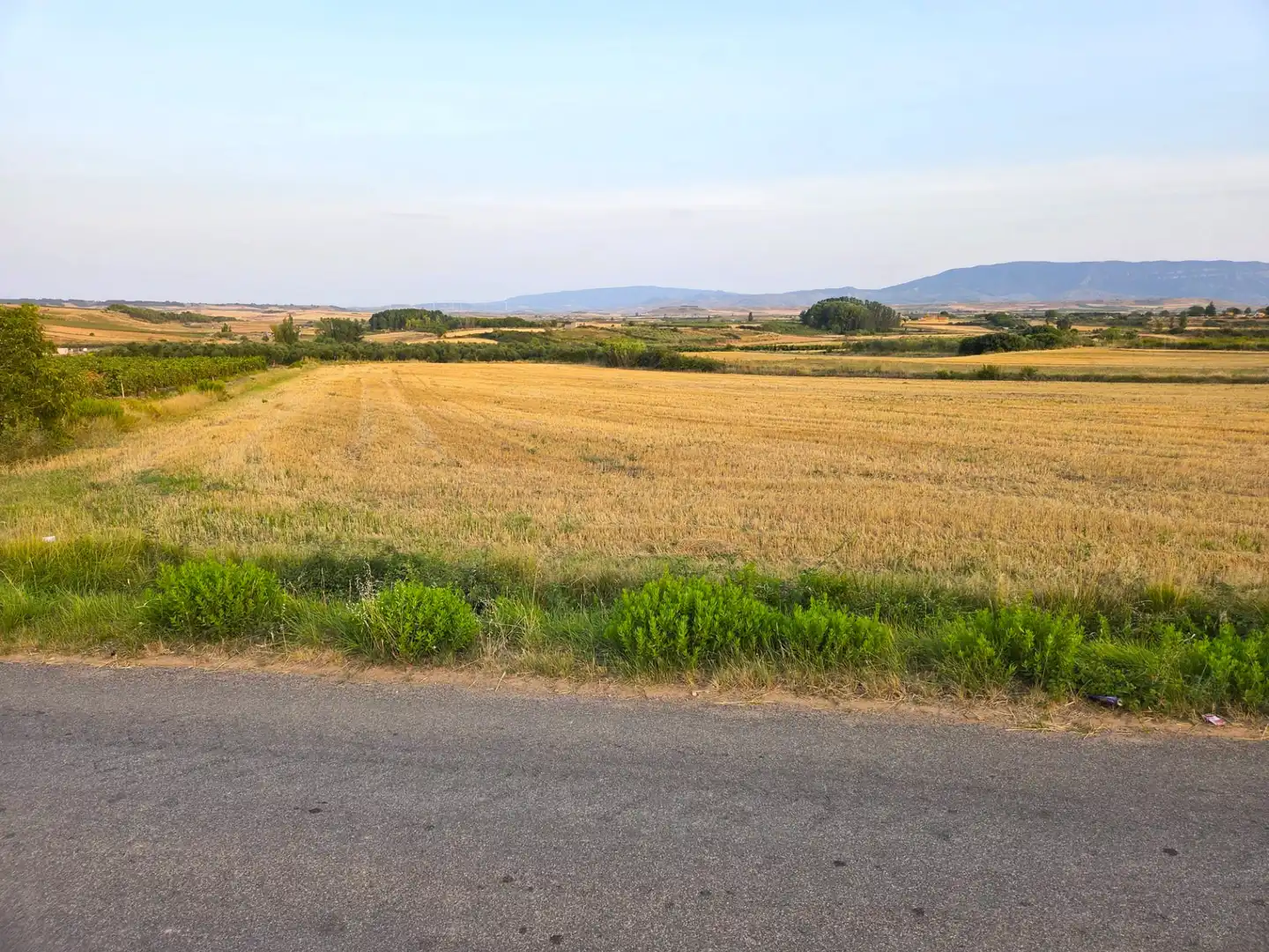 Rustikales Grundstück zum Verkauf in Villamediana de Iregua