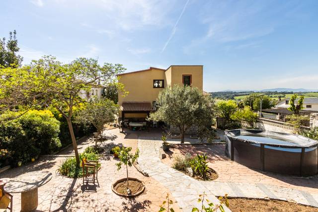 Casa-chalet en Venta en La Roca del Vallès