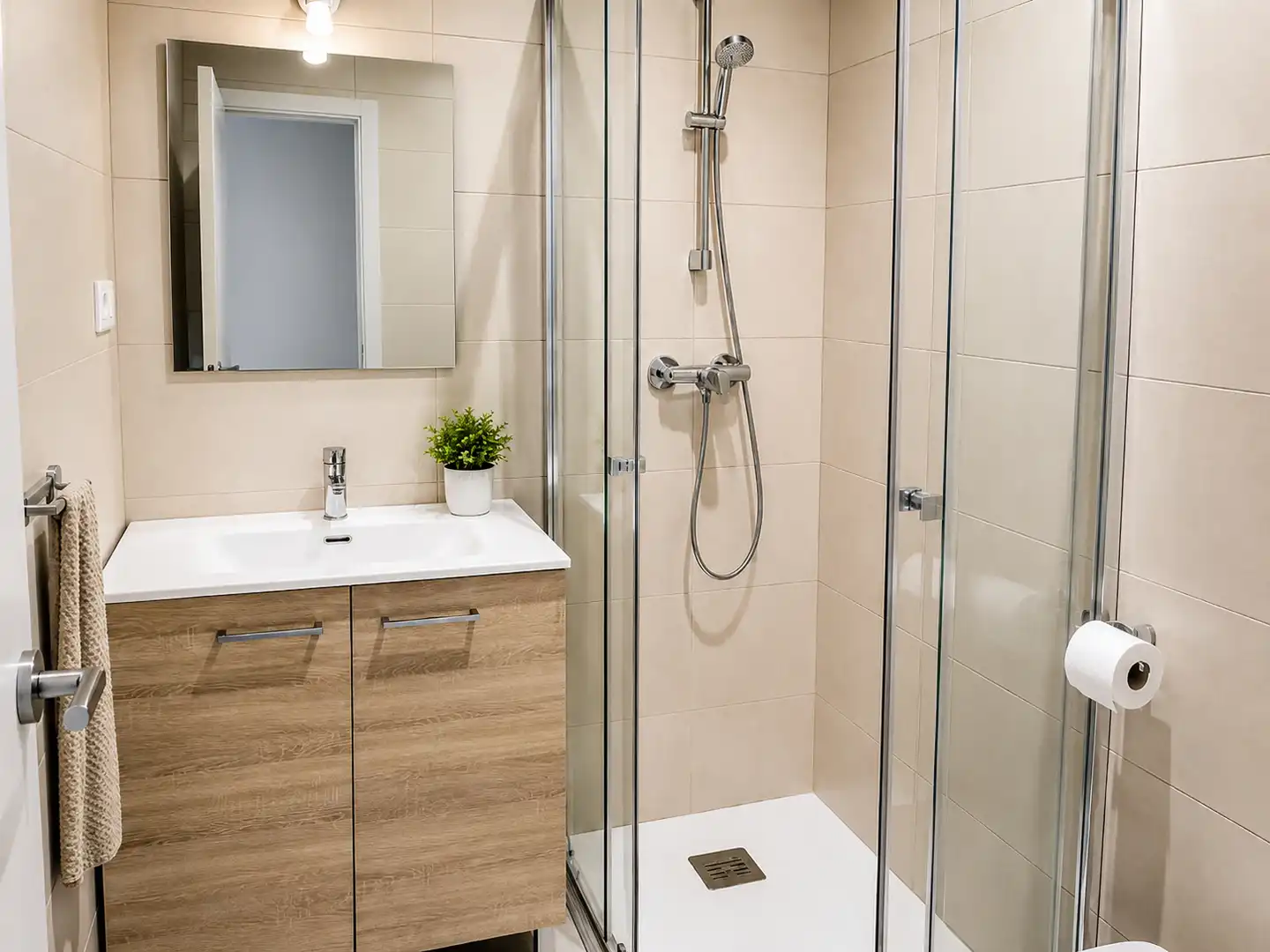 Bathroom of Flat for rent in Santander  with Terrace, Storage room and Furnished