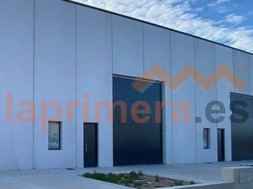 Nau industrial de lloguer a Poligono Mas del Jutge