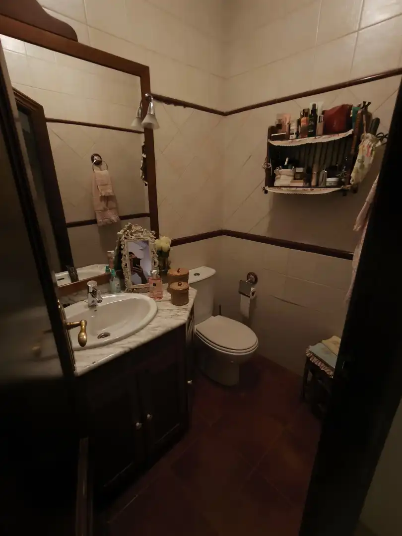 Badezimmer von Maisonette zum Verkauf in Mengíbar